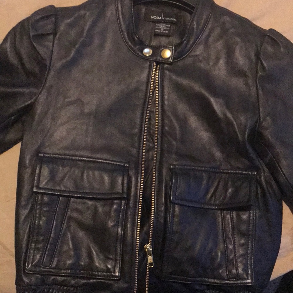 Leather jacket - Picture 4 of 5